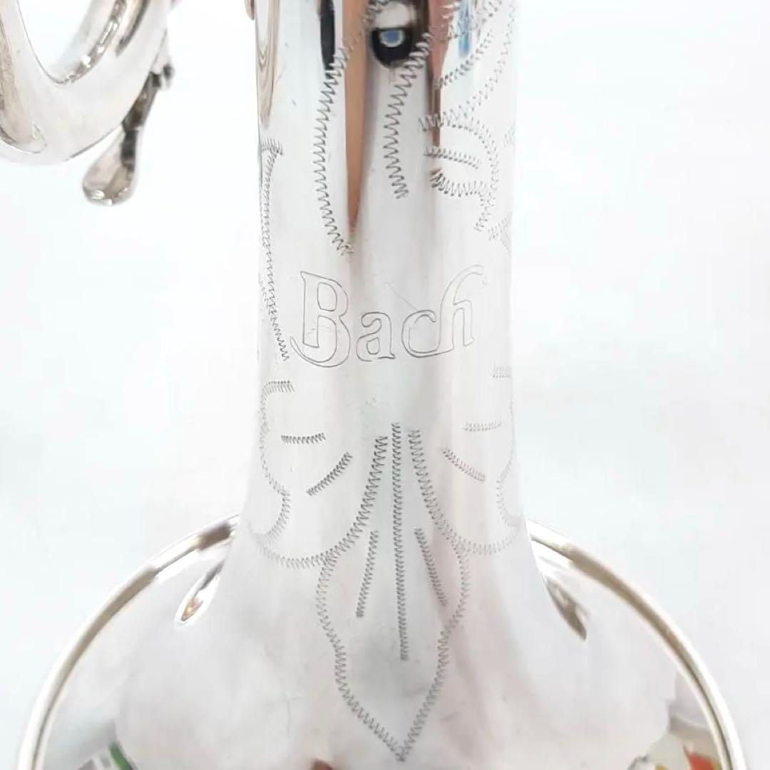 Bach TR400 トランペット B♭ マウスピース セミハードケース付き