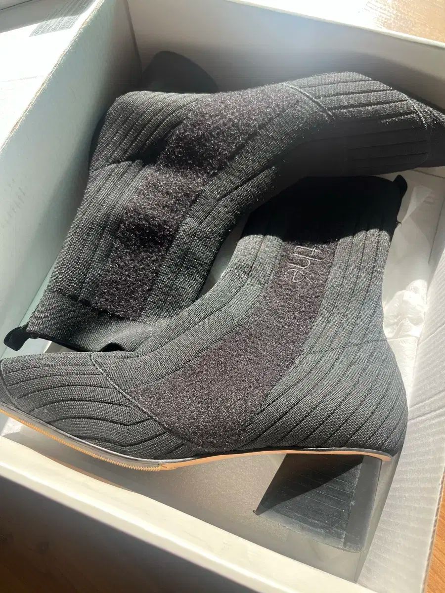 アッテ 235 ニット アンクル ブーツ