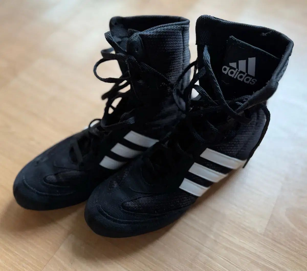 アディダス ボクシング シューズ 225