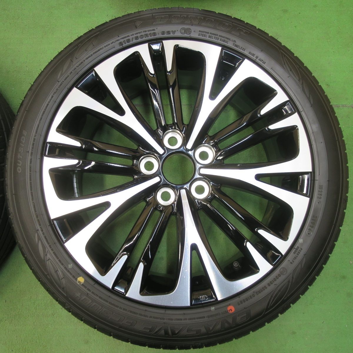 トヨタ ヤリスクロス 純正 215/50R18 ダンロップ エナセーブ DUNLOP（ダンロップ） 神戸発 215/50R18 トヨタ ヤリスクロス純正