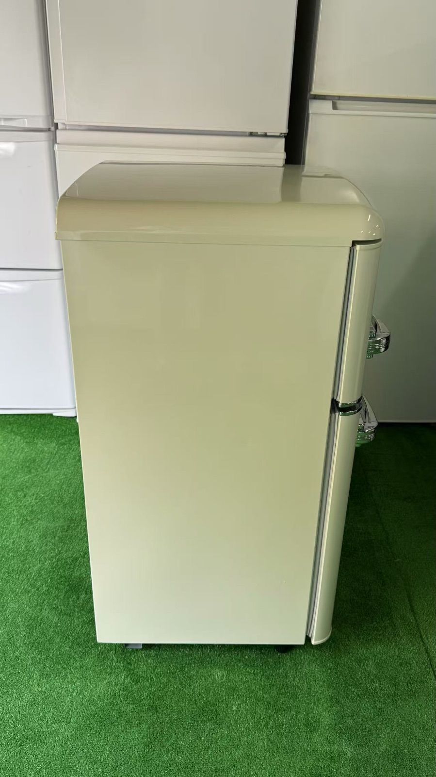 2024年製 アイリスオーヤマ ノンフロン冷凍冷蔵庫 81L PRR-082D