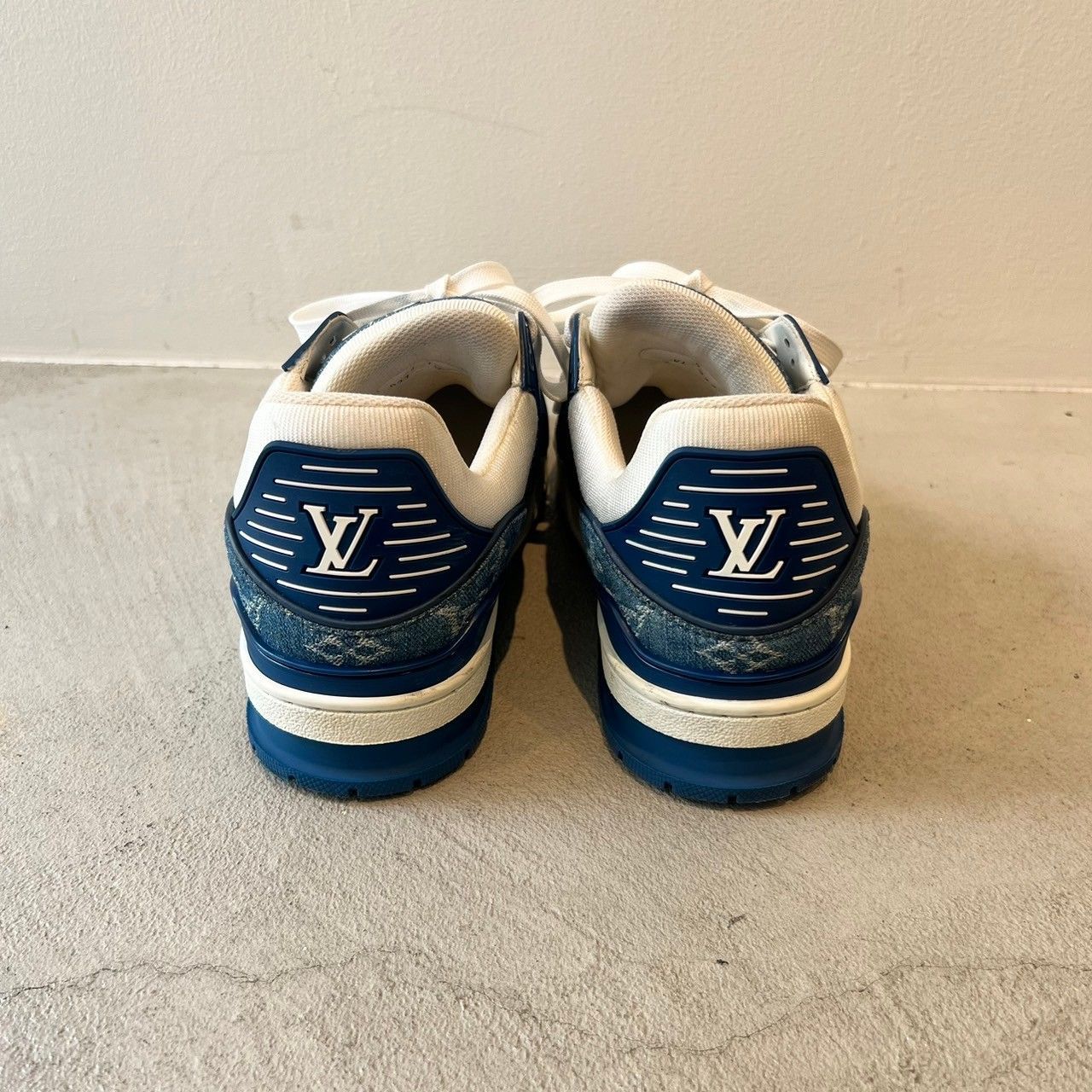 ルイヴィトン Louis Vuitton 22年 LVトレイナーライン スニーカー