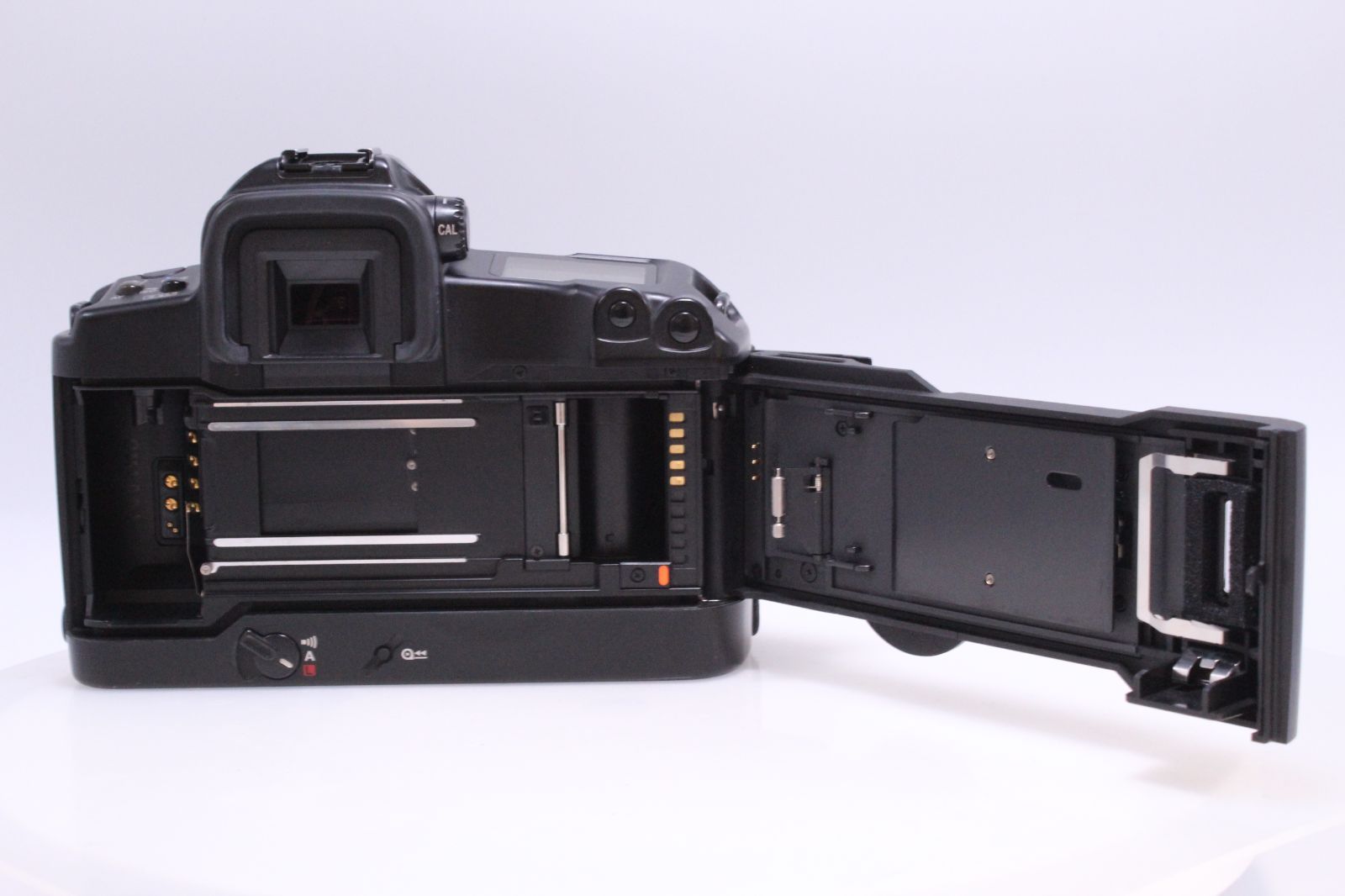 Canon EOS-3 ボディ 一眼レフ フィルムカメラ Amazon | Canon EOS-3 ボディ | 一眼レフカメラ 通販