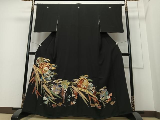 着物リメイク黒留袖豪華金彩松短冊扇チュニック他 着物リメイク黒留袖 ロングスカート 扇柄3枚豪華金彩刺繍入り