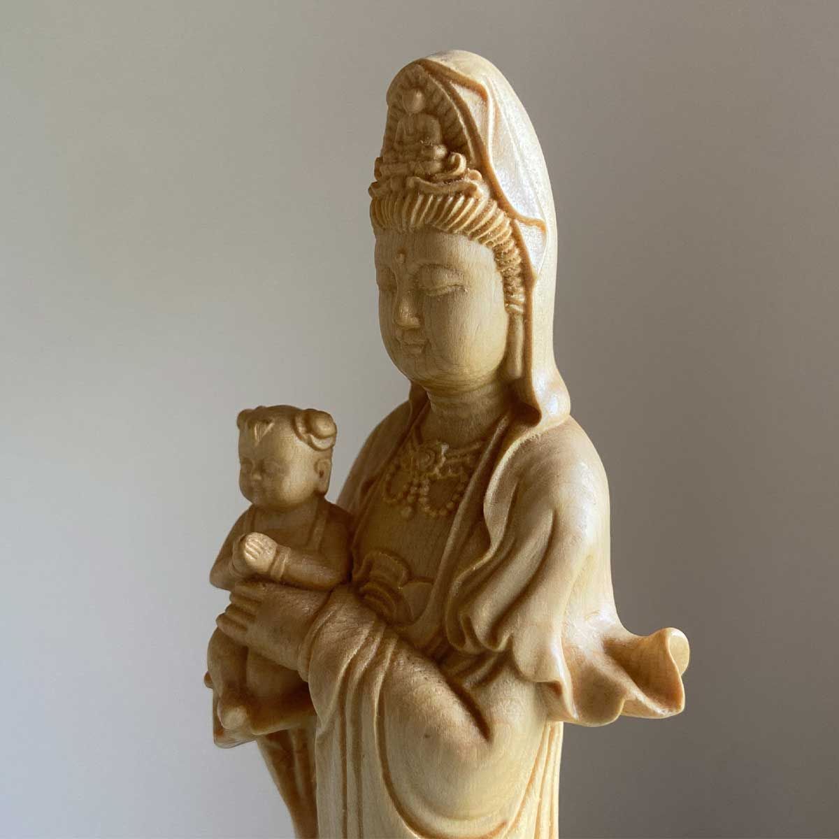 慈母観音 高さ22cm 仏像 家内安全 子授け 無病息災 安産祈願 慈母観音 高さ22cm 仏像 家内安全 子授け 無病息災 安産祈願