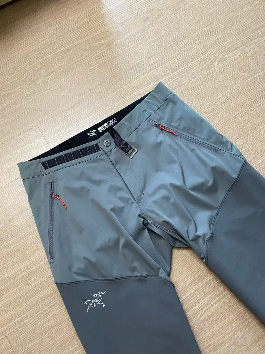 ARC TERYX GAMMA ROCK PANTS メンズ