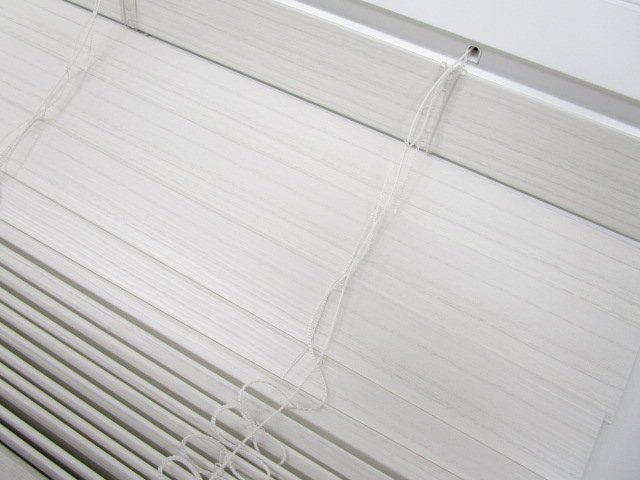 50mmスラット ホワイト×グレー系