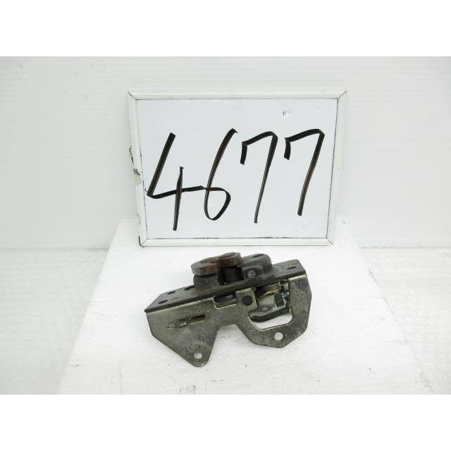 H8年 ジムニー E-JA22W バックドアロック 197697 4677