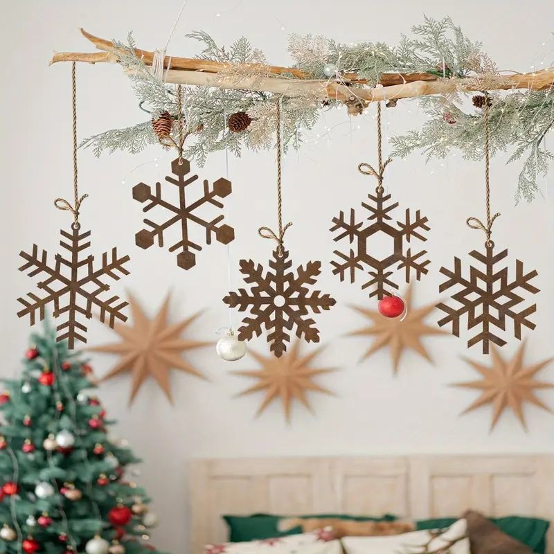 錆びたクリスマスツリーオーナメント 5個パック - 独特なデザイン、吊り下げ式、電源不要、屋外庭園装飾 - クリスマスパーティーのアクセント