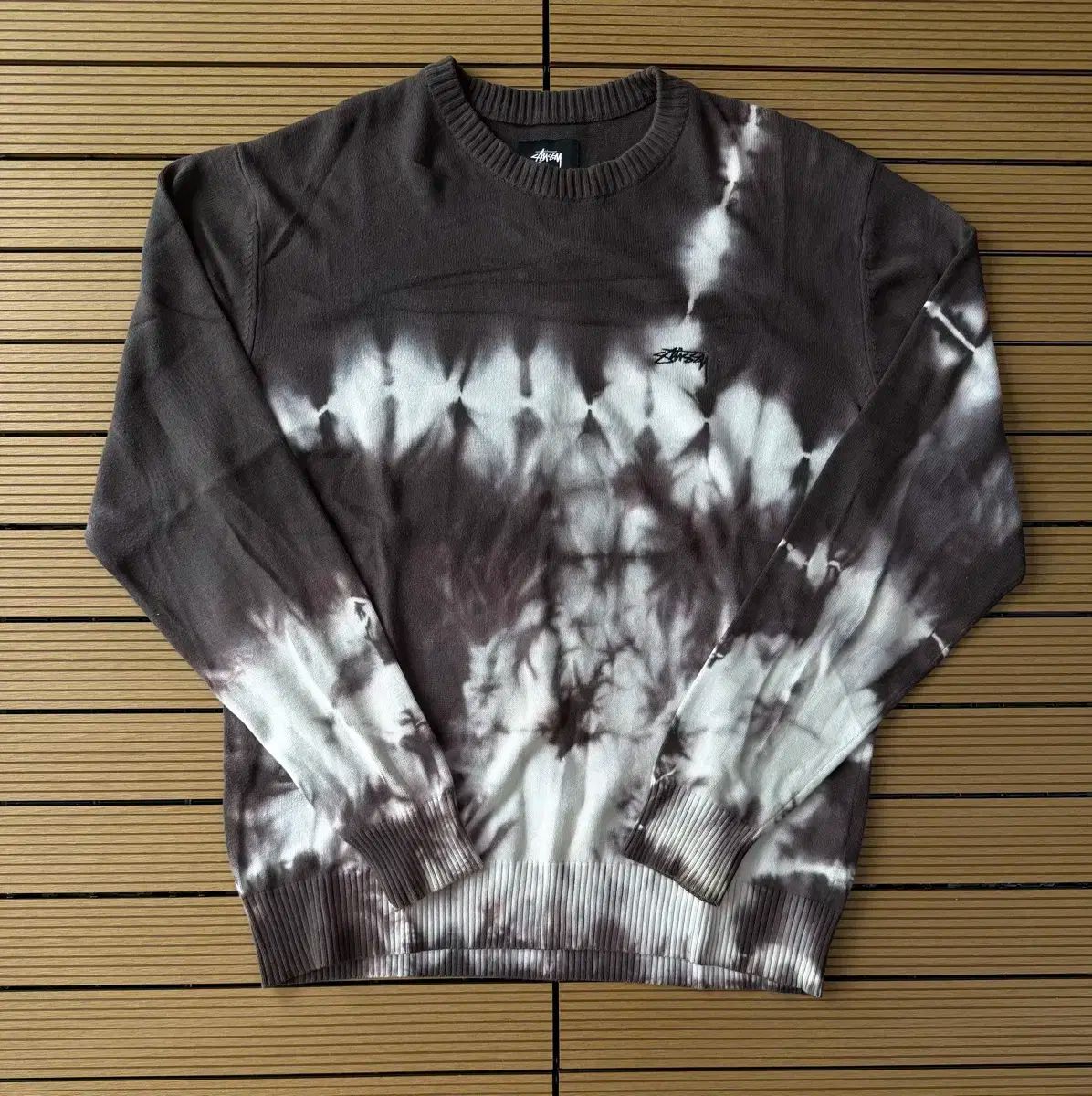 STUSSY ステューシー ダイダイ柄 ニット セーター