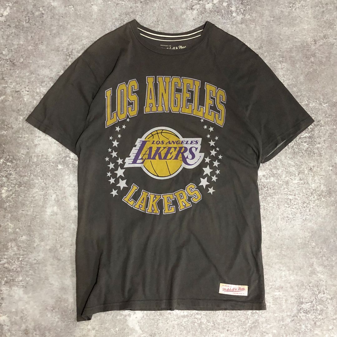 NBA ロサンゼルス・レイカーズ ロゴ プリント Tシャツ Mitchell&Ness L グレー バスケ 古着 シンプル