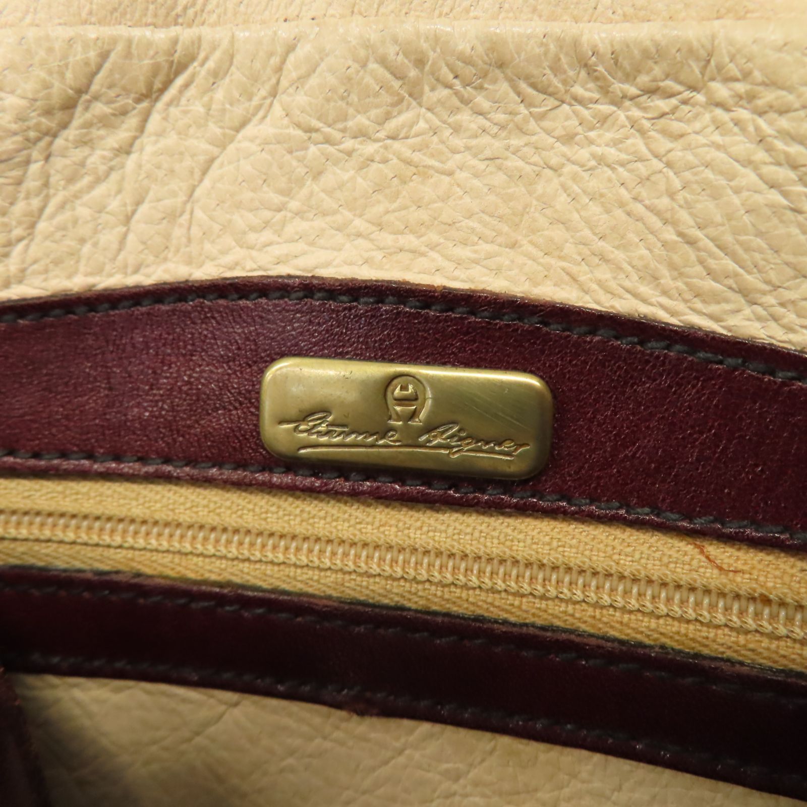 WE25129 美品 Etienne Aigner エティエンヌアイグナー ミニ ショルダー 
