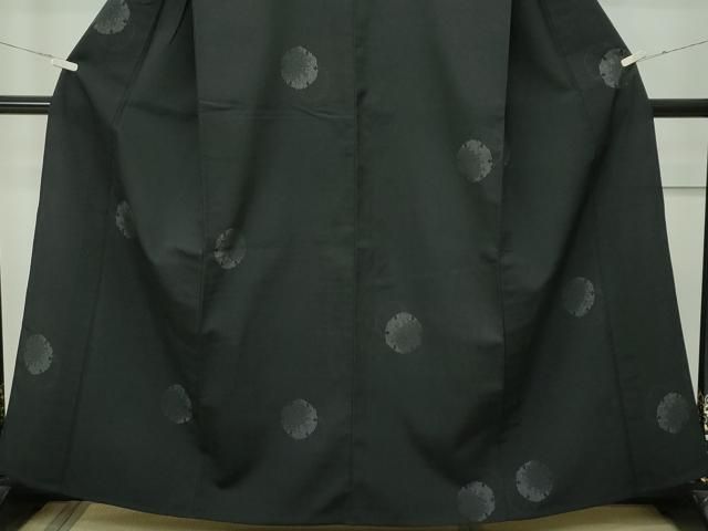 平和屋本店▽極上 本塩沢 単衣 110亀甲 雪輪重ね文様 黒地 逸品