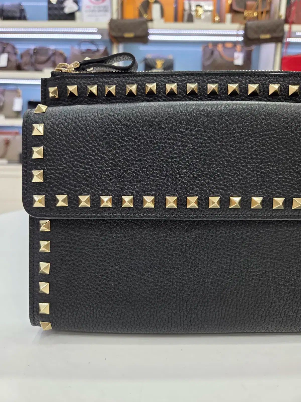 VALENTINO ヴァレンティノ ロックスタッズ エナメルストラップパンプス