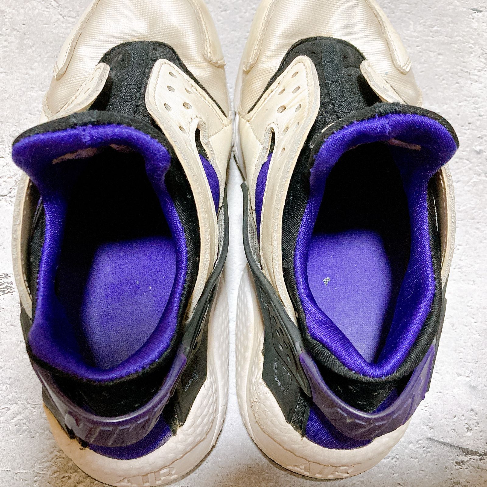 定価 ¥15,400 NIKE W AIR HUARACHE 白/紫 23センチ
