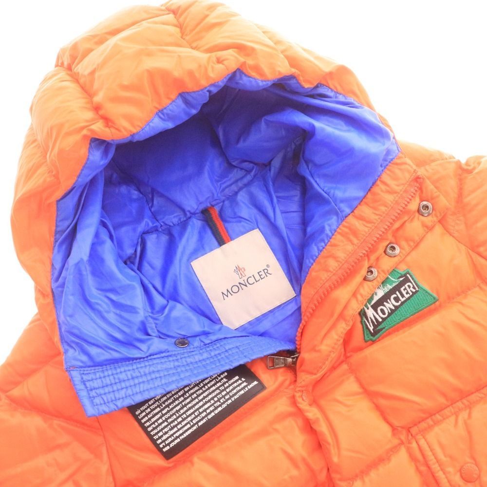 ダウンジャケット