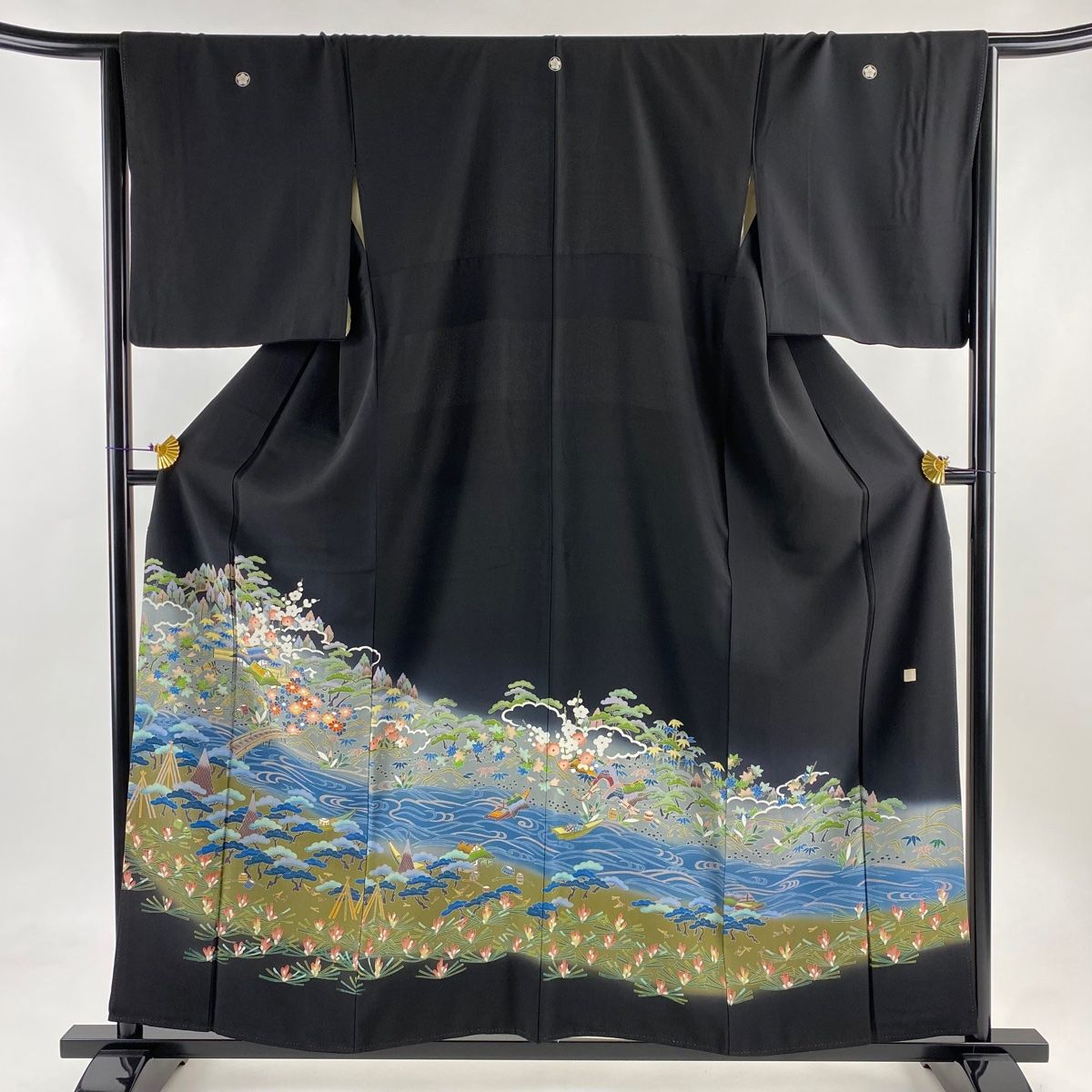 黒留袖 身丈158.5cm 裄丈66.5cm M 袷 落款 水辺の風景 松竹梅 ぼかし 黒 正絹 秀品