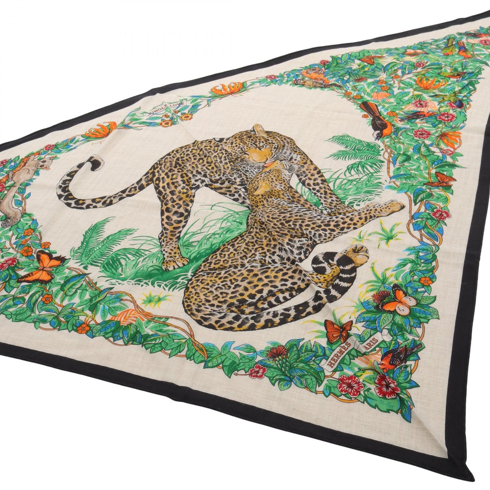 HERMES エルメス トライアングル ジェアン JUNGLE LOVE スカーフ