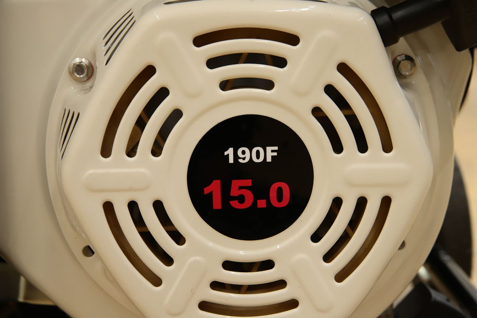 200V