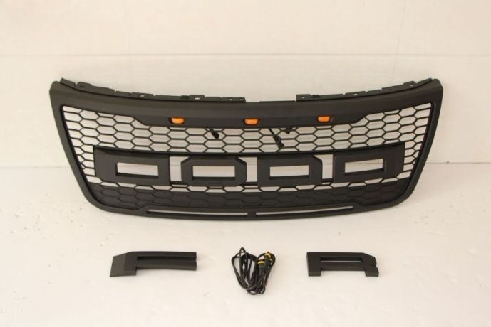 2色選択 フォード エクスプローラー U502 前期 2010－2014年 FORDロゴ付き LED付き フロントグリル フロントガーニッシュ