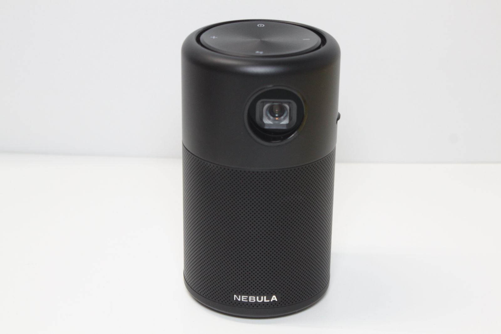 Anker|Nebula Capsule|モバイルプロジェクター