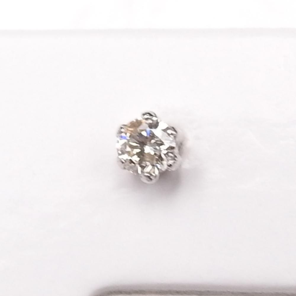 美品 Pt900 ダイヤモンド D0.05ct×0.05ct スタッド ピアス - メルカリ