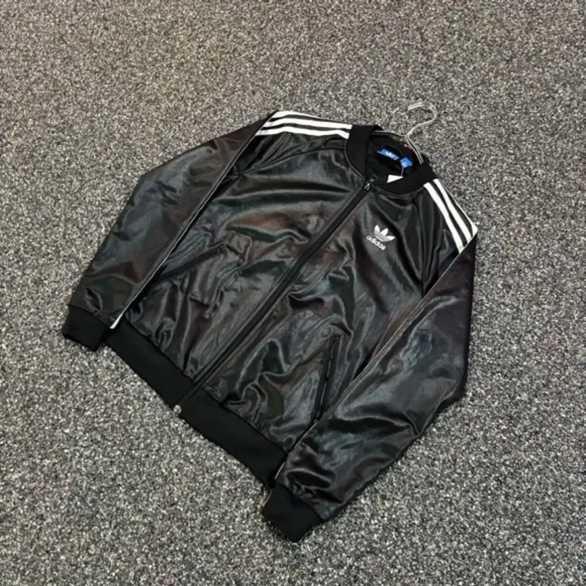 adidas アディダス トレフォイル ビックロゴ 光沢 トラックトップス ジャージ 6801