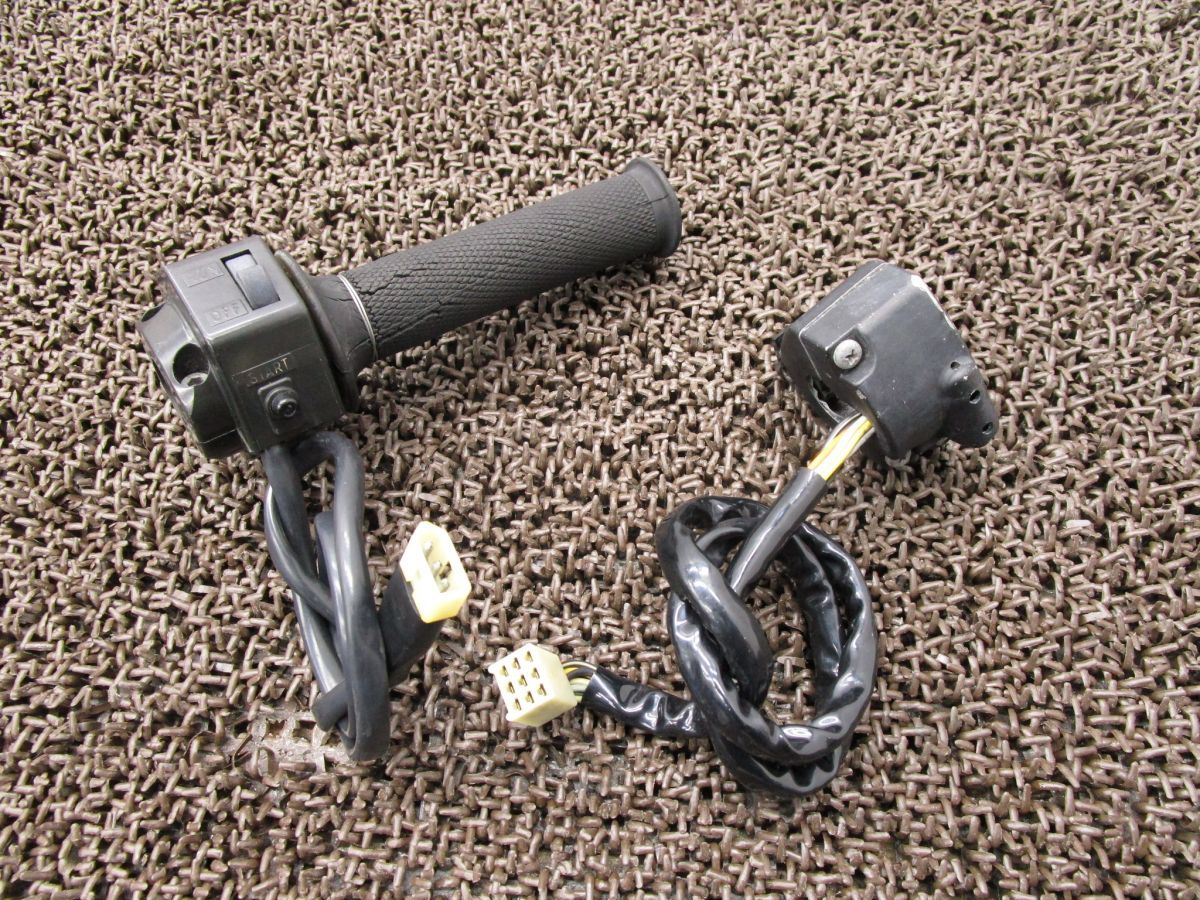 ドカティ 350XL パンタ ハンドルスイッチ 左右 ●A6075 スロットル DM350XL ドゥカティ DM350L DUCATI キャブ車