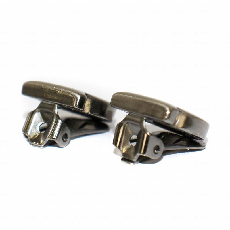 サルヴァトーレフェラガモ Salvatore Ferragamo イヤリング