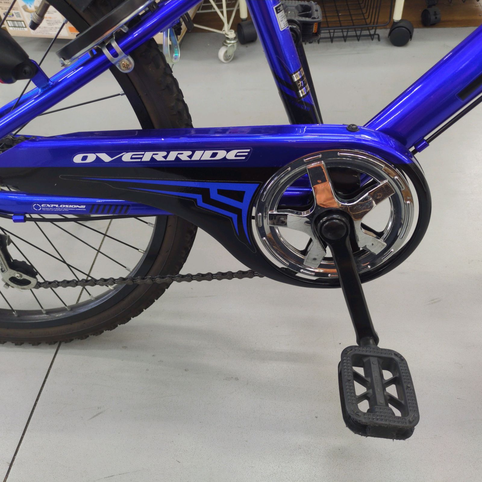 J554 ☆多少小キズ有り☆子供自転車☆OVER RIDE☆LEDダイナモ☆6段☆24