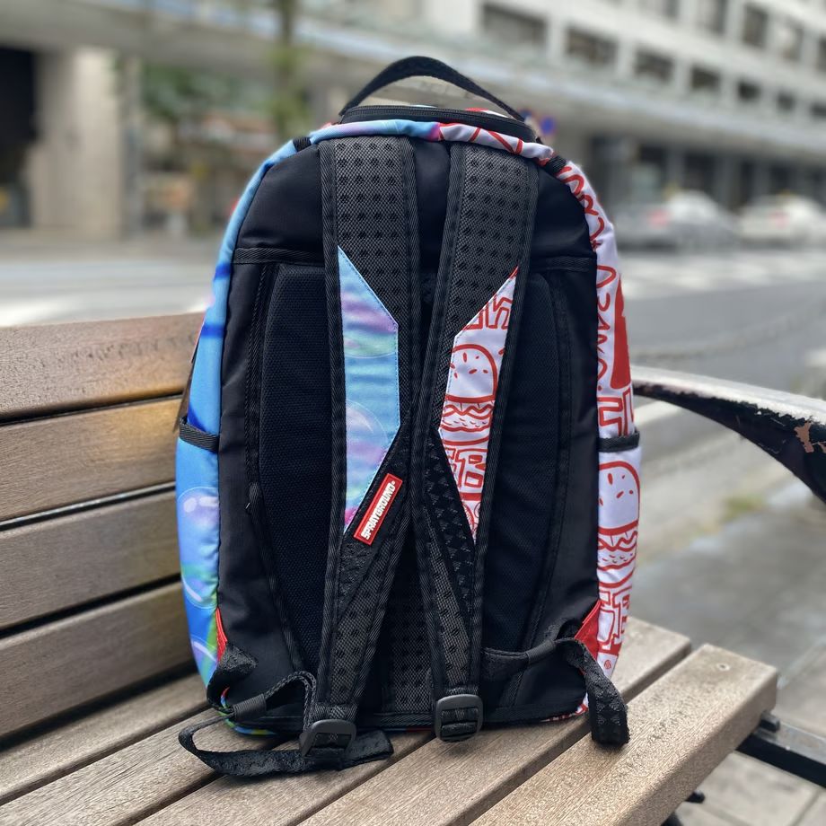 【即購入歓迎】スポンジボブ× Sprayground 海外正規 新品 送料無料 即購入歓迎‼️】スポンジボブ× Sprayground 海外正規 新品 送料