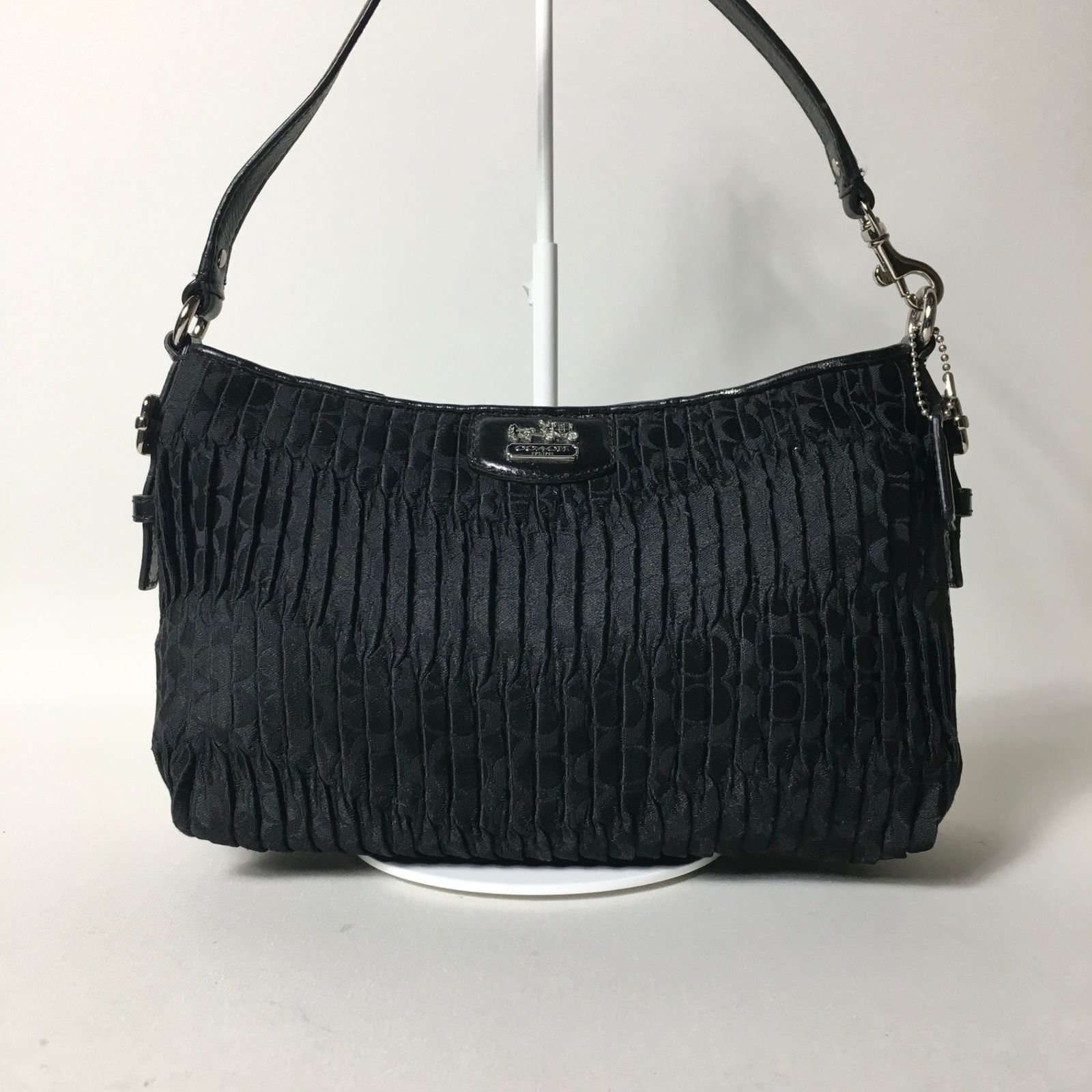 2508-353｜美品｜コーチ ミニシグネチャー ハンドバッグ 黒