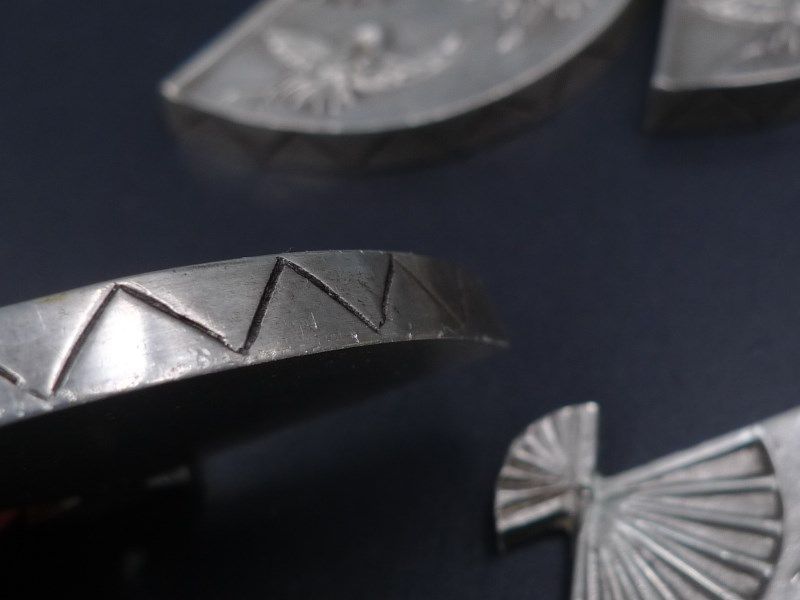 昭和レトロ 希少 和光 扇子形 鶴彫刻 錫製箸置 本錫 刻印有 箸置き5客 