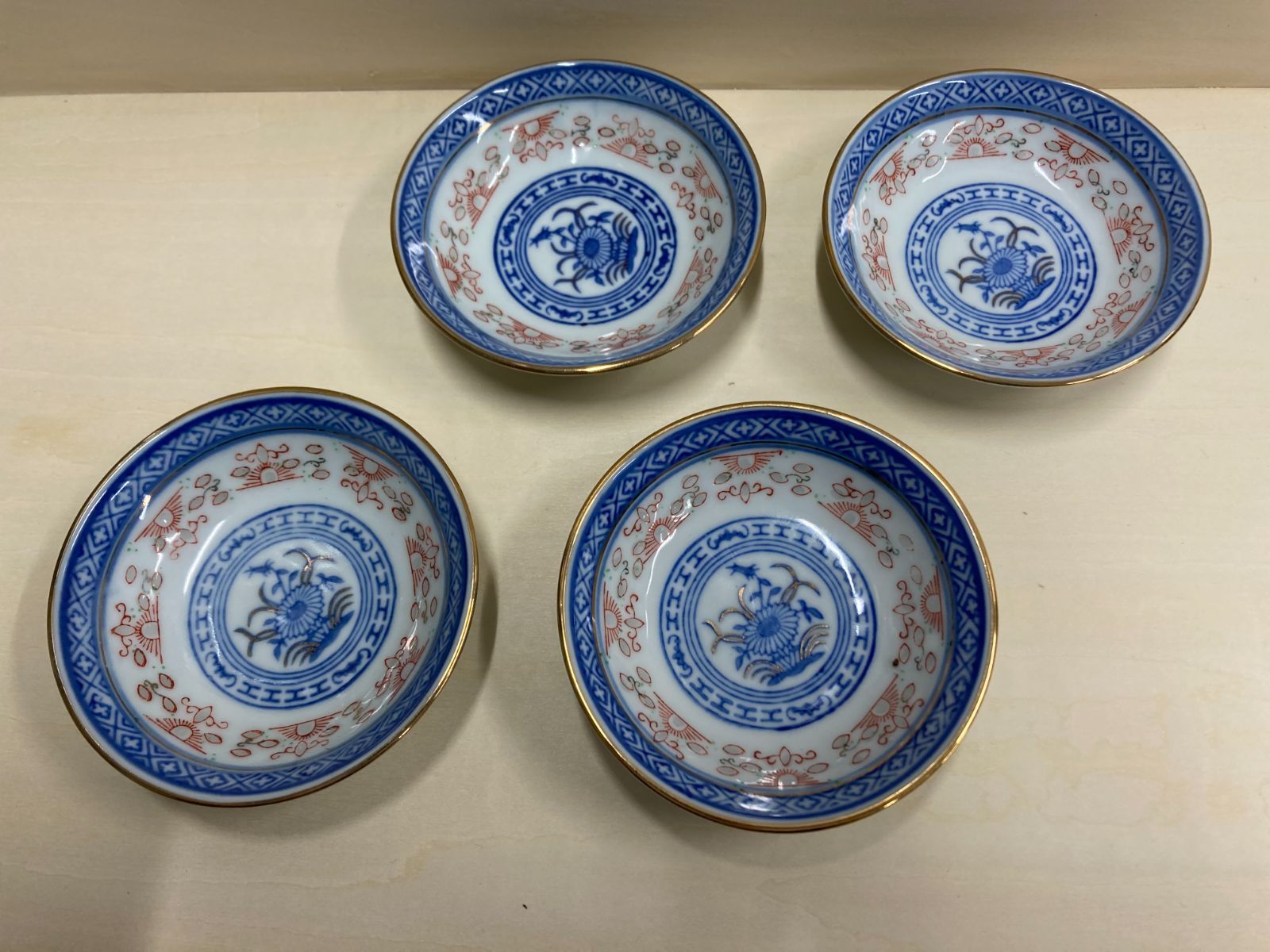 中国景徳鎮 金彩 赤絵【蛍透かし】小皿4枚セット 中国 陶磁器