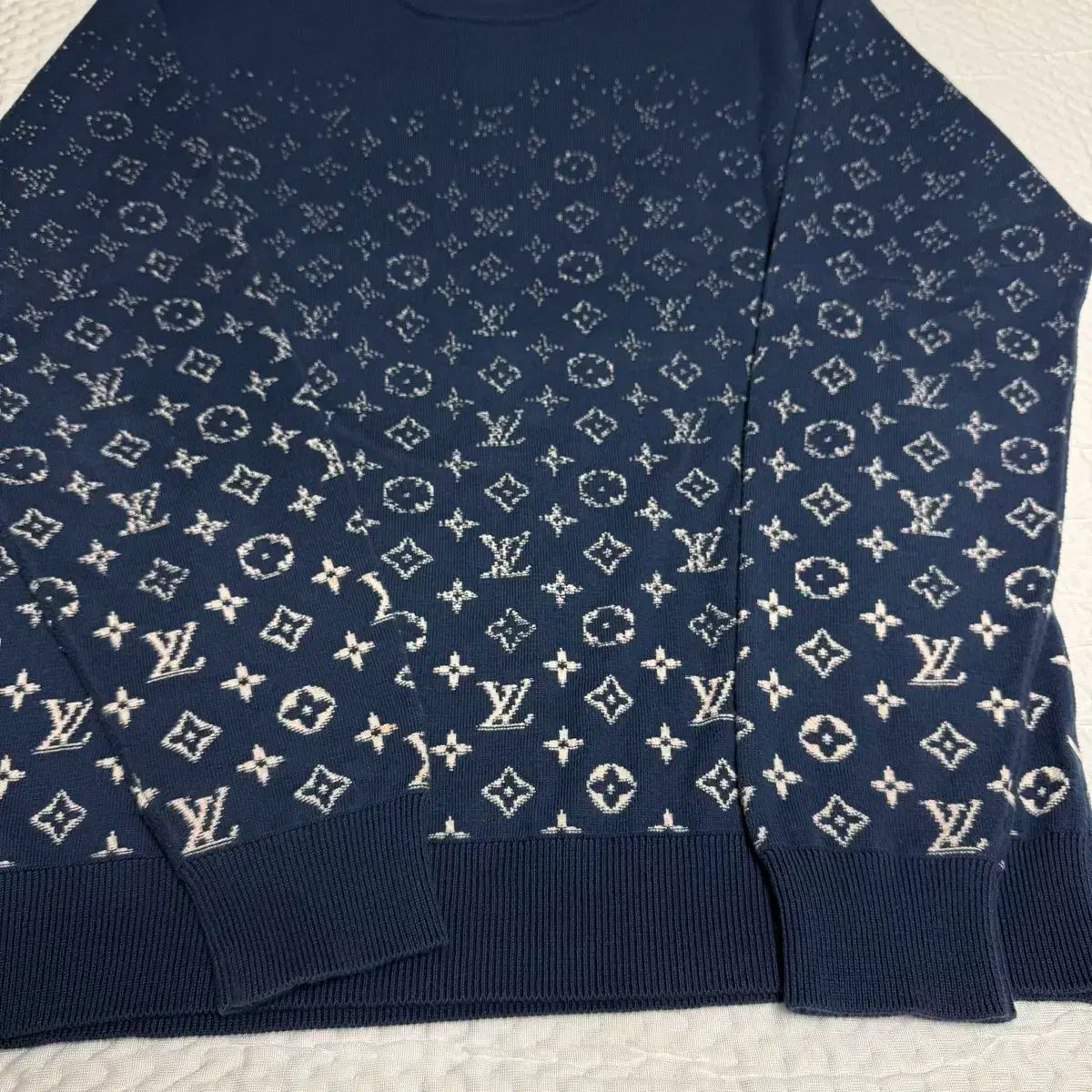 Louis Vuitton(ルイヴィトン) モノグラム グラデーション
