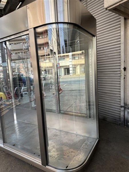 大和冷機 フラワーショーケース
