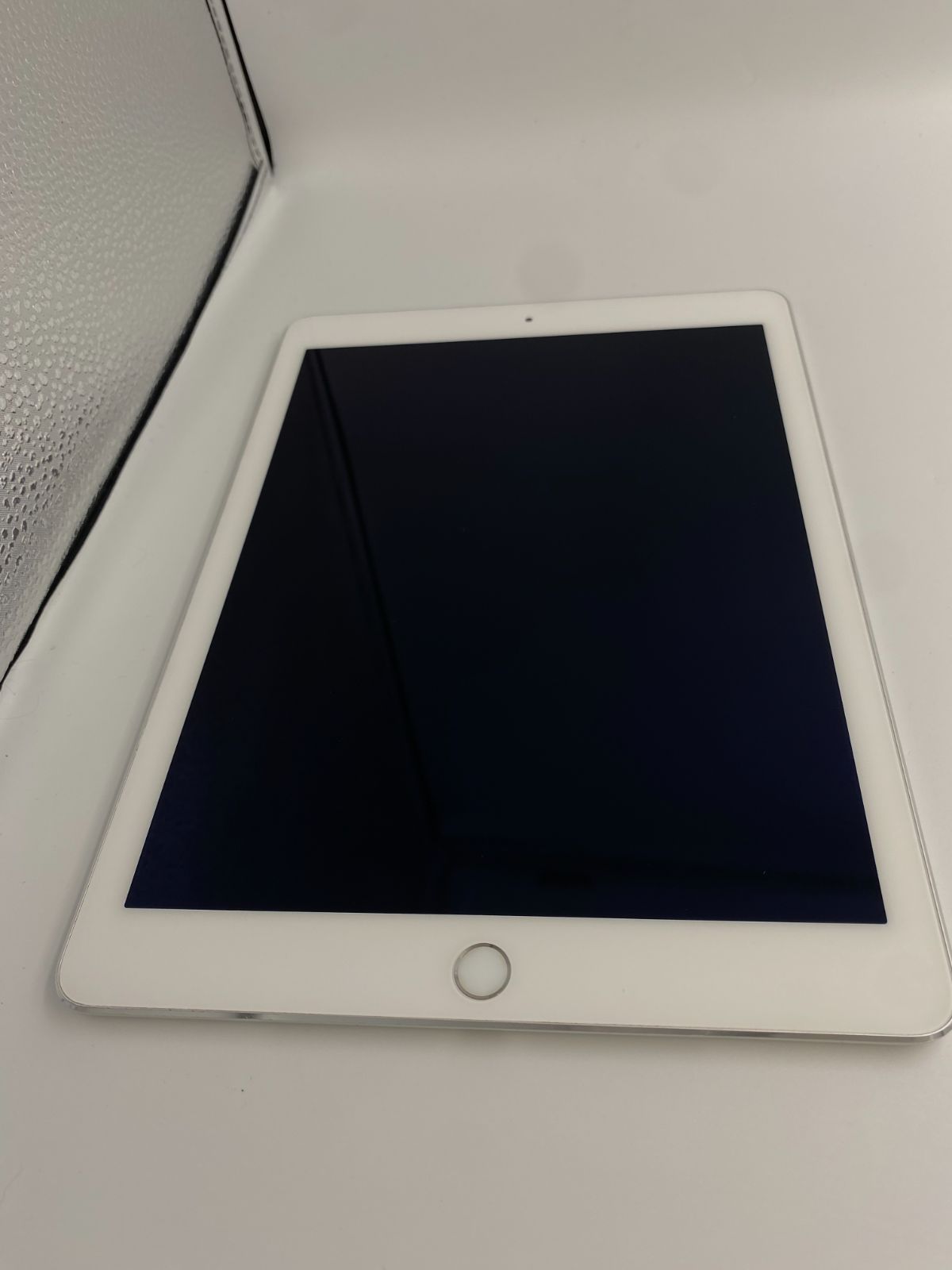 【ジャンク品】iPadAir2 Wi-Fiモデル 64GB シルバー