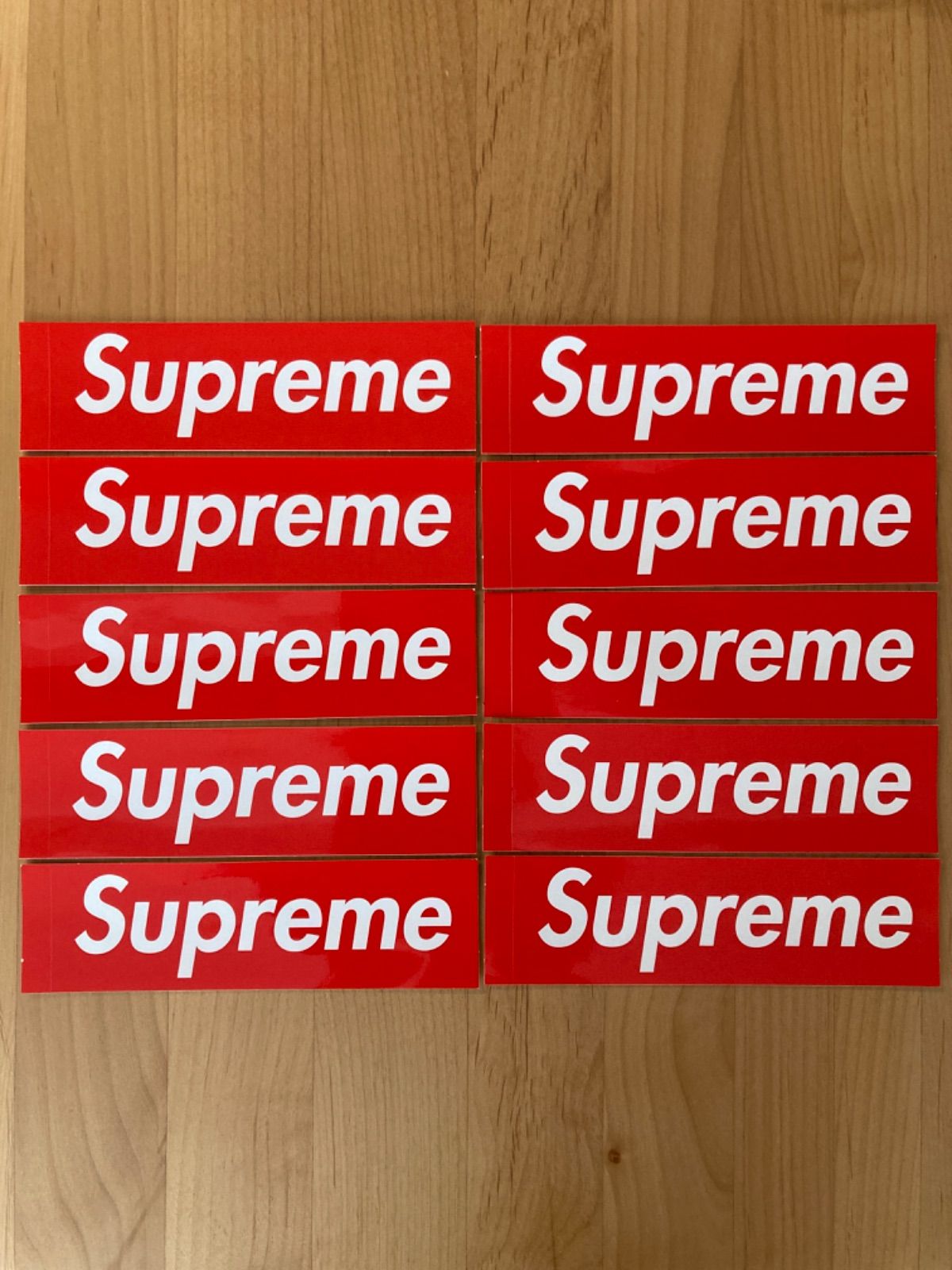 Supremeボックスロゴステッカー ☆10枚セット☆ - BM shop - メルカリ