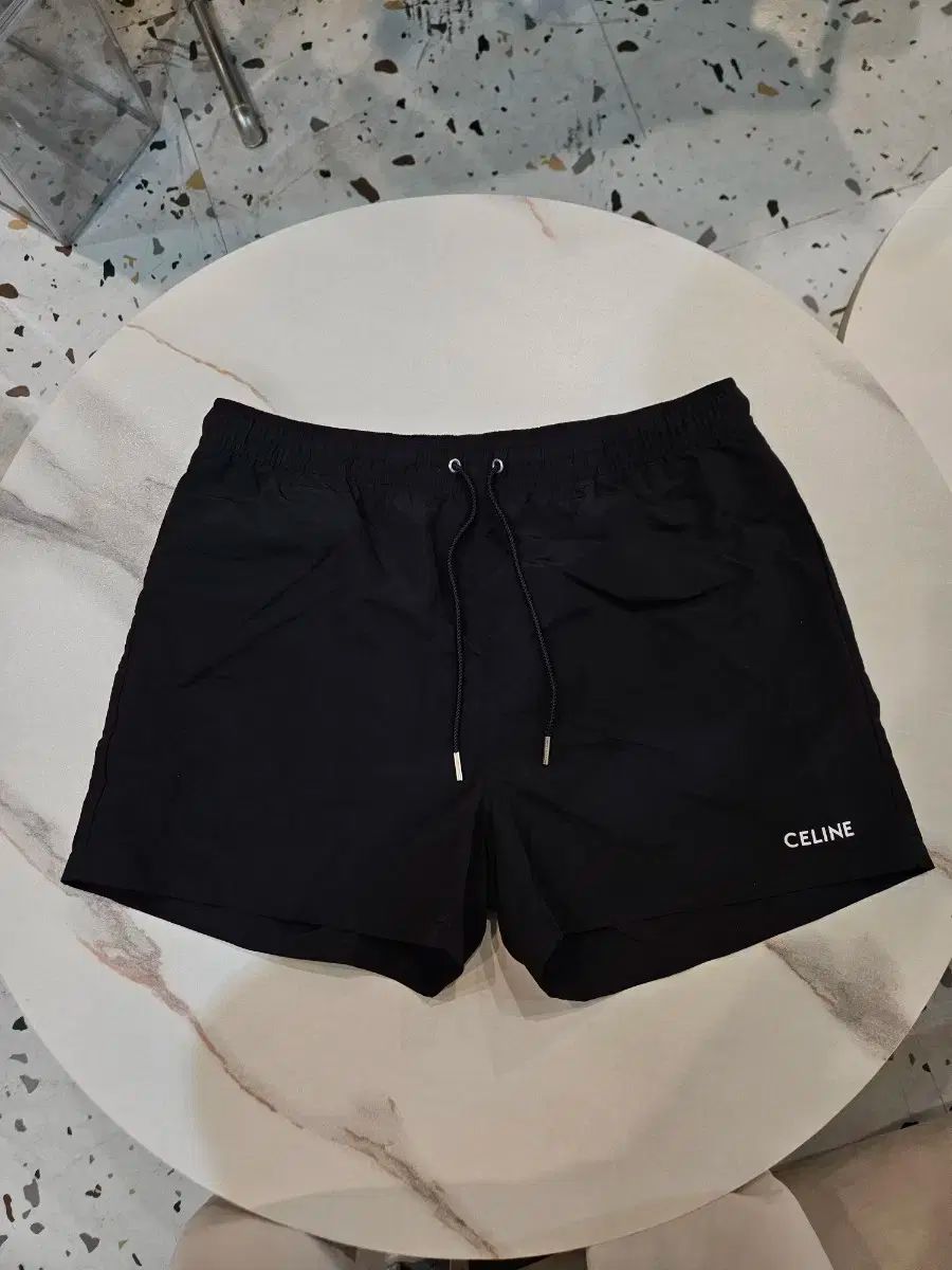 正規品 CELINE セリーヌ スイムパンツ ハーフパンツ 黒 ショートパンツ XL サイズ メンズ 水泳