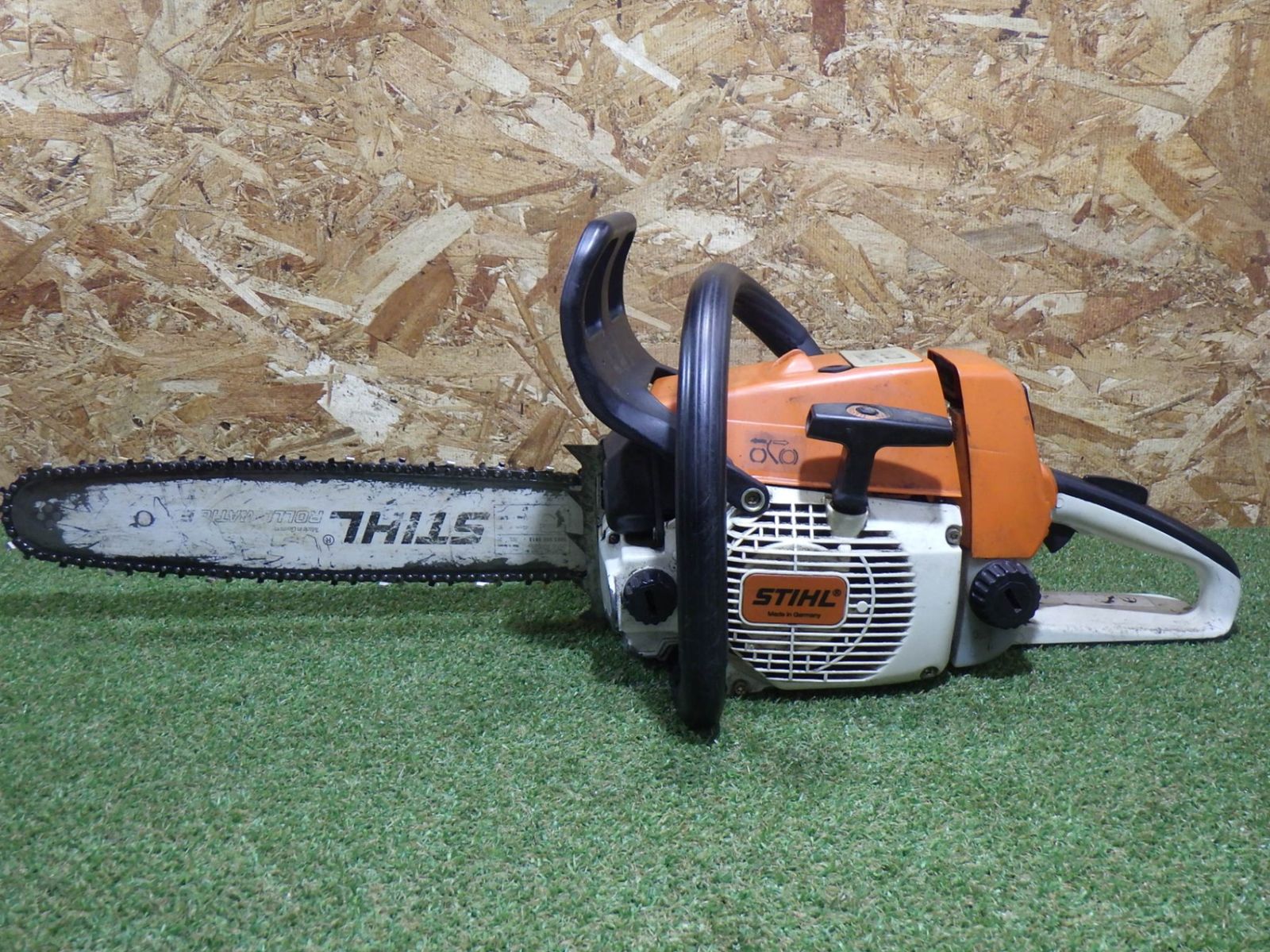 ジャンク】スチール チェーンソー 024 STIHL チェンソー ※エンジン始動 