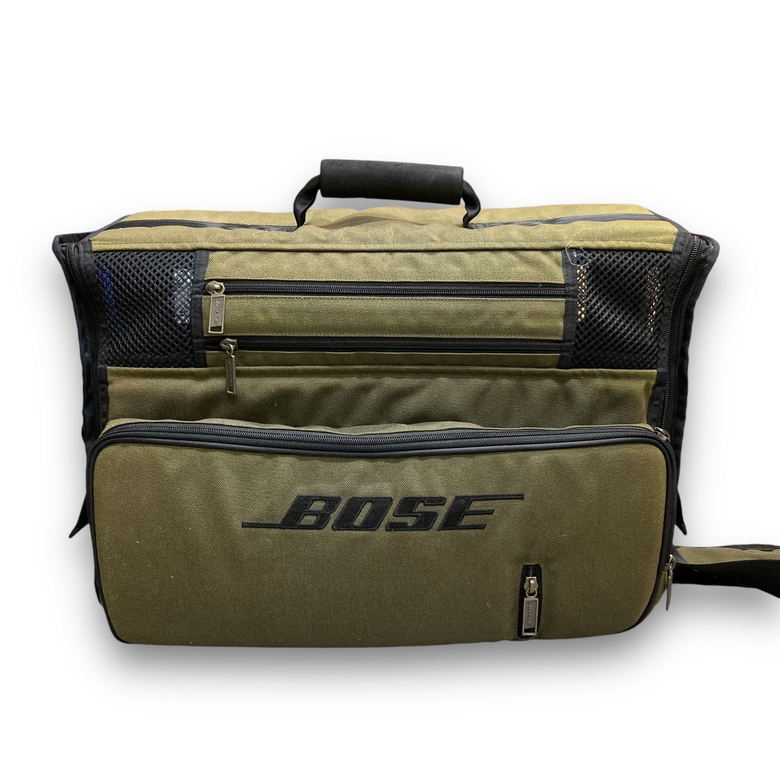 現状品 BOSE ボーズ AWM ACOUSTIC WAVE 専用ケース付き 美品 BOSE AWM Acoustic Wave Music System - メルカリ