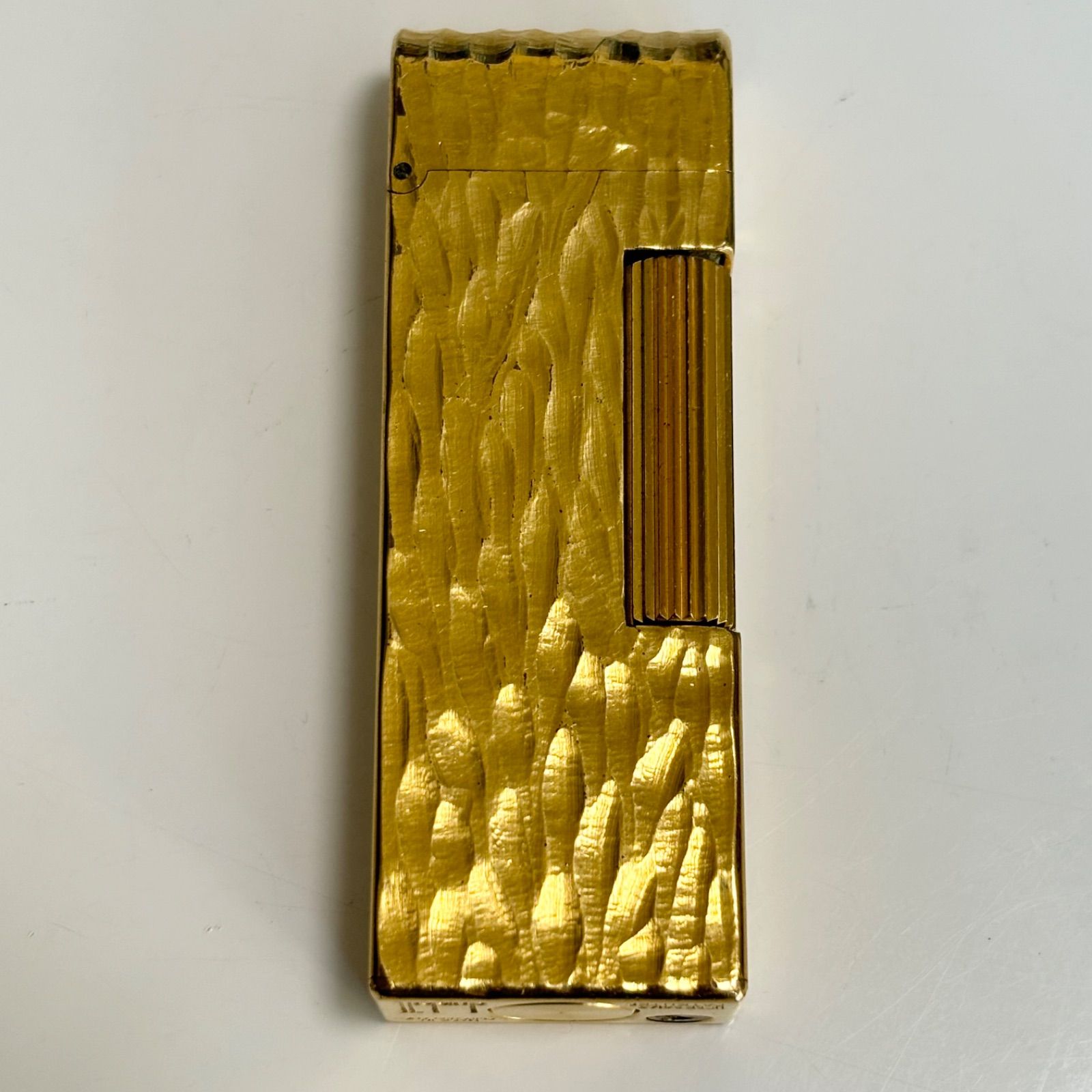 Dunhill - ダンヒル ガスライター ローラー式 スクエア タバコ 喫煙具 ロゴ 着火確認済み 楽天市場】良品○Dunhill ダンヒル スクエア 総柄 ロゴ刻印入り