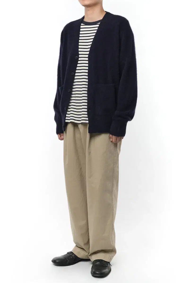 パンツ ベージュ