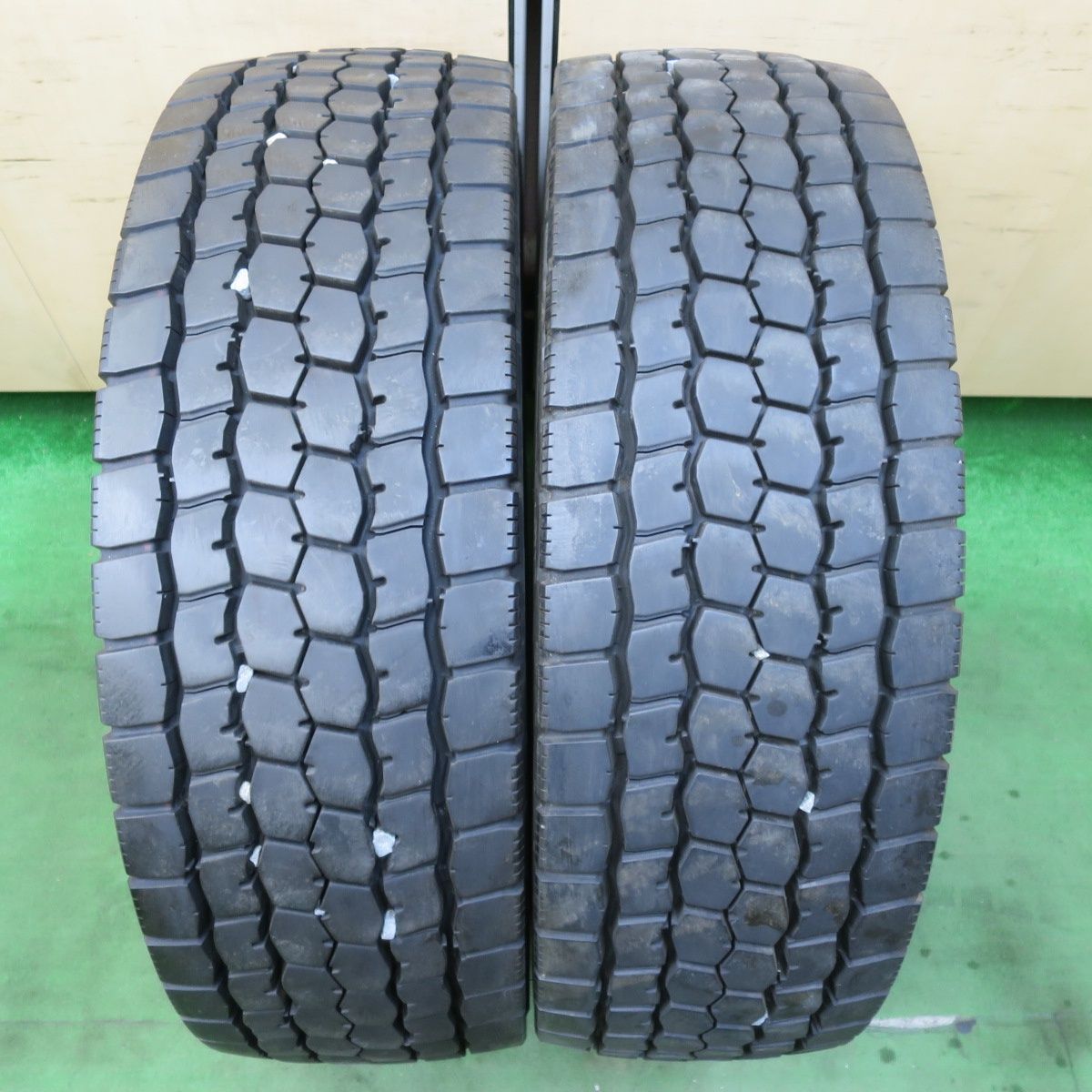 245/70R19.5 ブリヂストン R225 4本 未使用 長期保管品 ブリヂストン