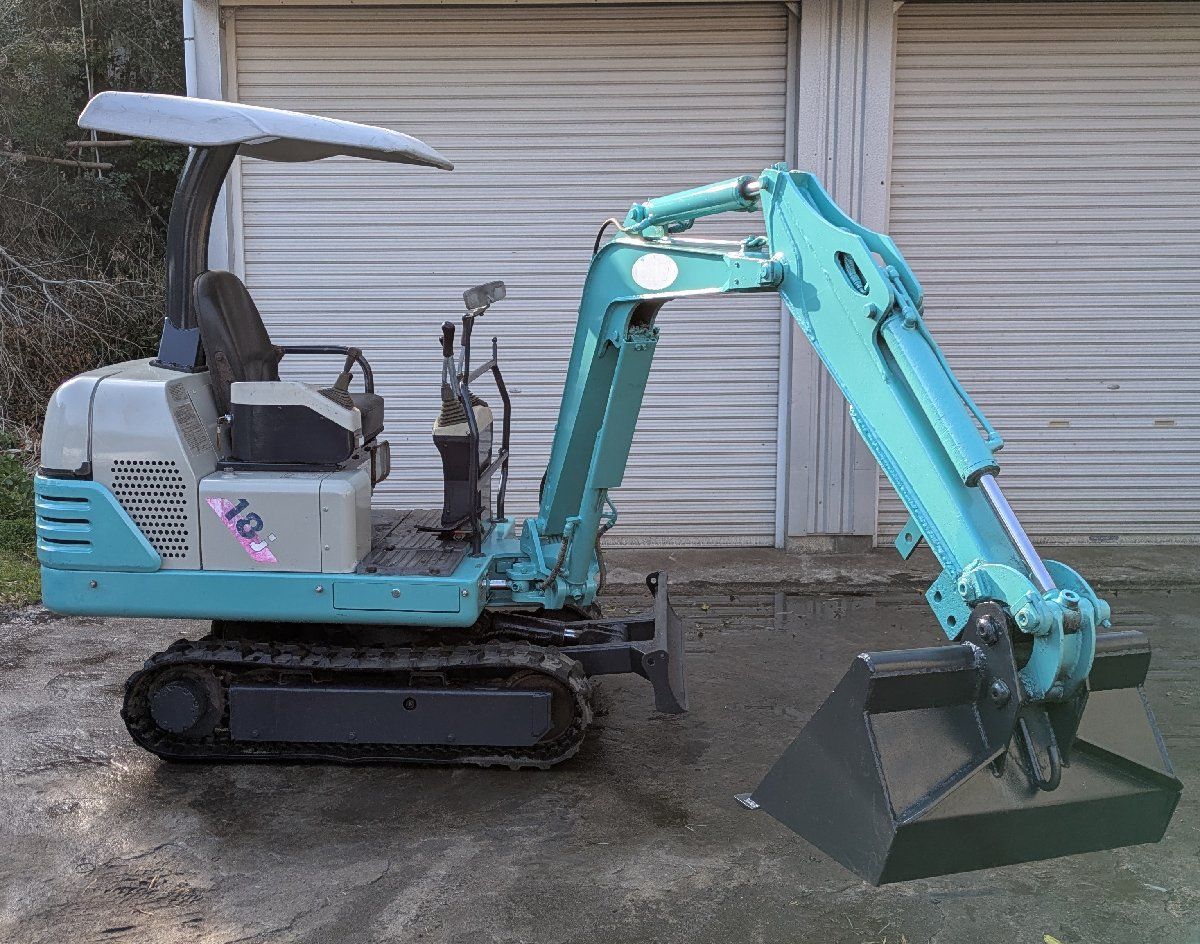 鹿児島発　IHI　パワーショベル　ユンボ　１８J 予備バケット付き 鹿児島発 IHI パワーショベル ユンボ 18J 予備バケット付き