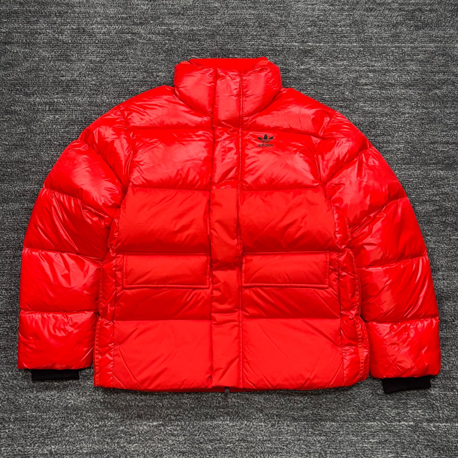 未使用品 adidas Midweight Down Puffer Jacket 