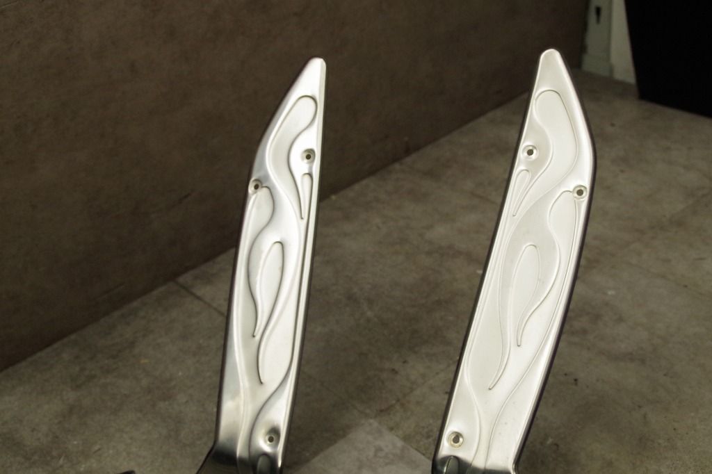 スカイウェイブ ステッププレート