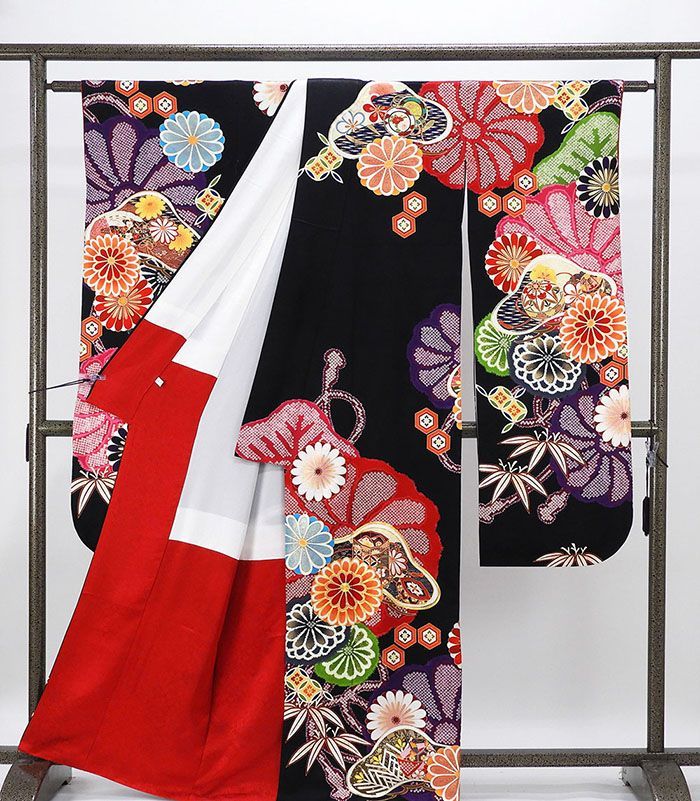 正絹振袖 駒刺繍 吉祥花文 紫野 レトロ 振袖セット 振袖フルセット 白 70 正絹振袖 駒刺繍 吉祥花文 紫野 レトロ 振袖セット 振袖フル