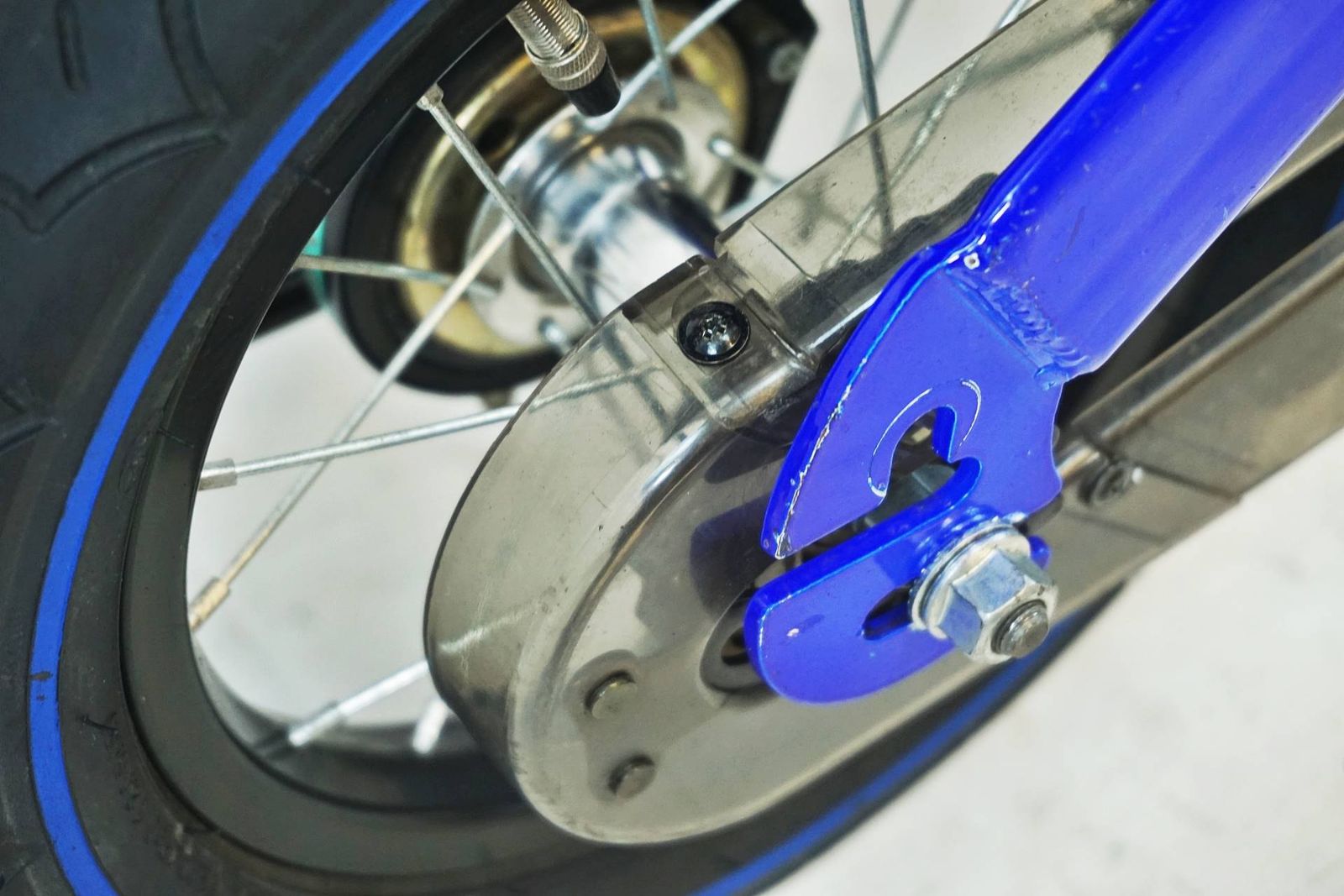 キッズバイク バイチャリ有明店