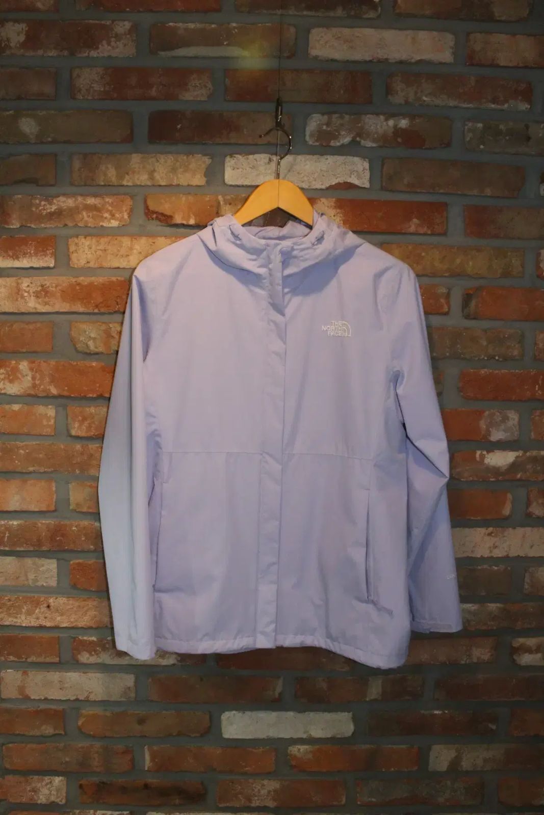 THE NORTH FACE ザノースフェイス ライトパープル ウィンドブレーカー 3156